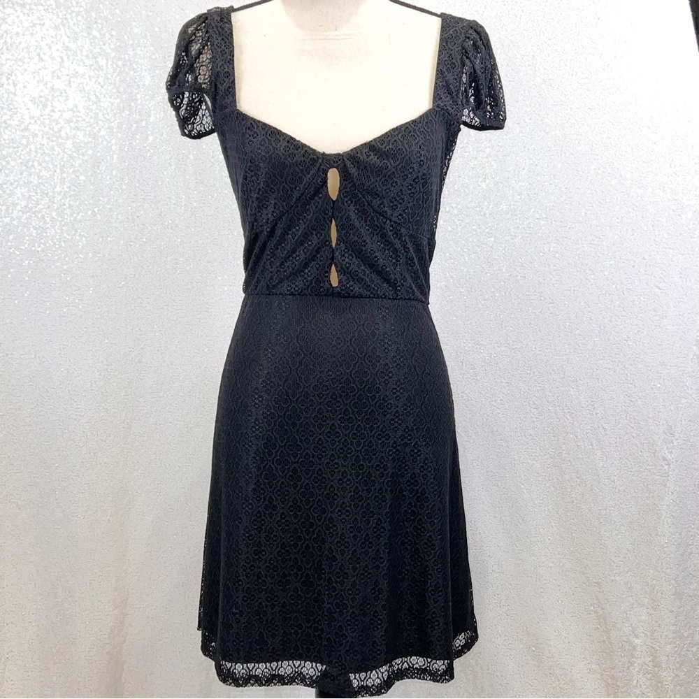 UO Zoey lace mini dress size L NWT - Picture 8 of 16